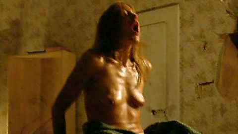 Pic: Molly Berg in Bloodlines (2007)