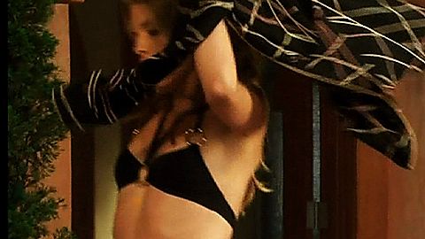 Pic: AnnaLynne McCord in 90210 (2008)