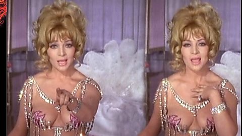Pic: Sara Montiel in Varietés (1971)