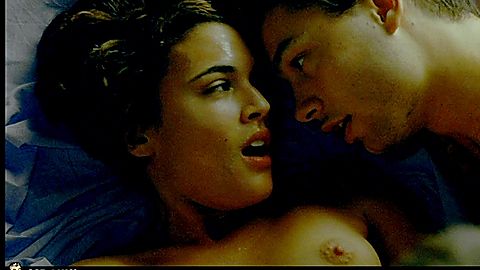Pic: Adriana Ugarte in 3some (2009)