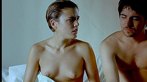 Pic: Adriana Ugarte in 3some (2009)