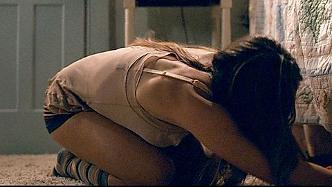 Pic: Hilary Duff in According to Greta (2009)