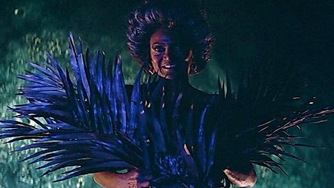 Pic: Nichelle Nichols in Star Trek V: The Final Frontier (1989)