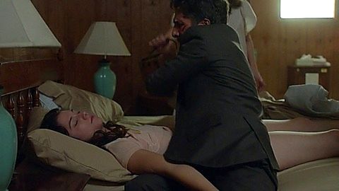 Pic: Mary Elizabeth Winstead in Faults (2014)