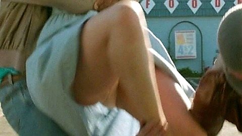 Pic: Mary Elizabeth Winstead in Faults (2014)
