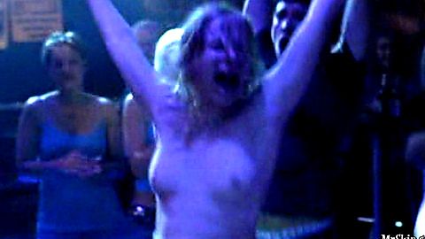 Pic: Darina Dujmic in Falling (2006)