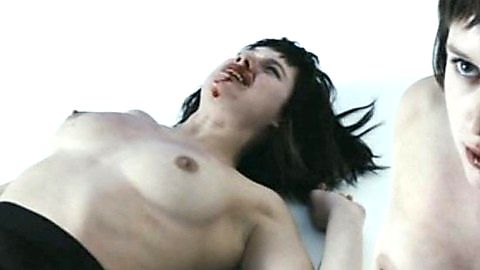 Pic: Manuela Vellés in Chaotic Ana (2007)