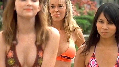 Pic: Nathalie Walker in College (2008)