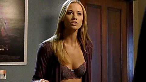 Pic: Yvonne Strahovski in Chuck (2007)
