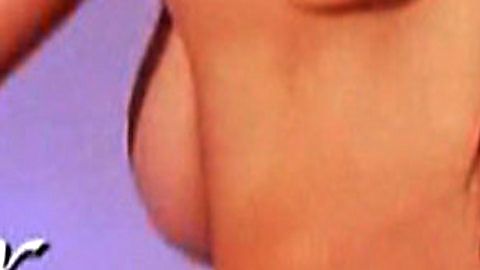 Pic: Kim Kardashian in Keeping Up with the Kardashians (2007)
