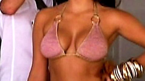 Pic: Kim Kardashian in Keeping Up with the Kardashians (2007)
