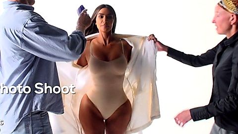 Pic: Kim Kardashian in Keeping Up with the Kardashians (2007)