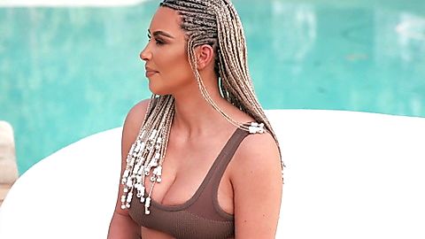 Pic: Kim Kardashian in Keeping Up with the Kardashians (2007)