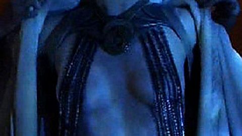 Pic: Jaime Murray in Defiance