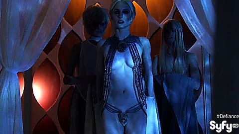 Pic: Jaime Murray in Defiance