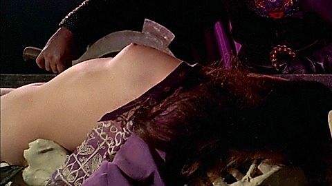 Pic: Betsabé Ruiz in Horror Rises from the Tomb (1973)