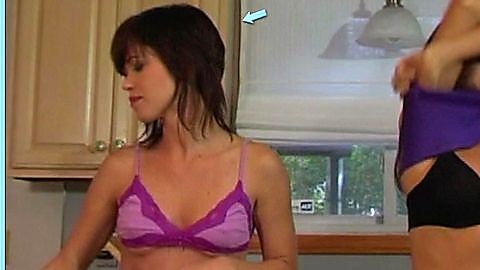 Pic: Leah Ford in Bikini Bloodbath (2006)