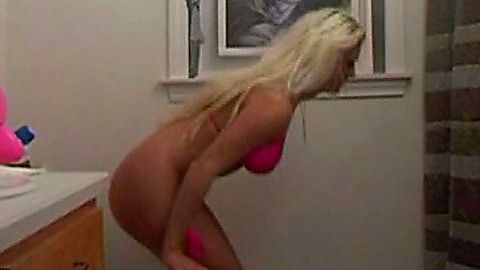 Pic: Katie Gil in Bikini Bloodbath (2006)
