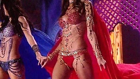 Pic: Alessandra Ambrosio in The Victoria's Secret Fashion Show 2014
