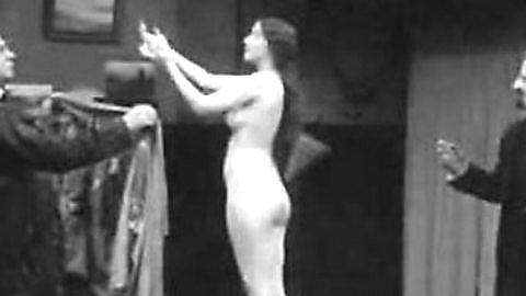 Pic: Audrey Munson in Inspiration (1915)