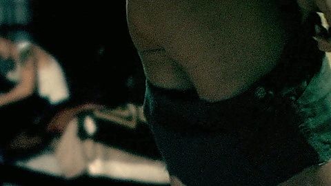 Pic: Erica Cox in Bitten (2008)