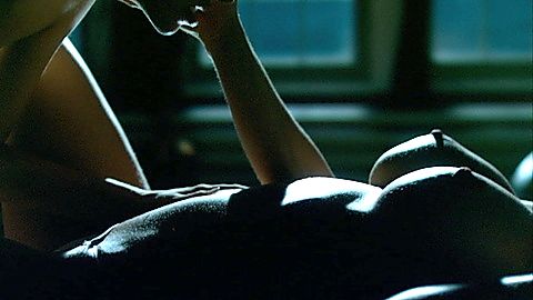 Pic: Erica Cox in Bitten (2008)