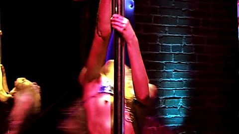 Pic: Katie Cassidy in Live! (2007)