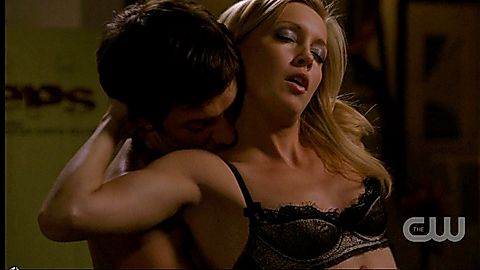 Pic: Katie Cassidy in Melrose Place (2009)