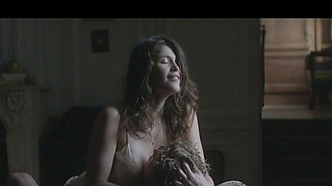 Pic: Gemma Arterton in Gemma Bovery (2014)