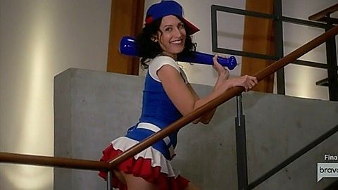 Pic: Lisa Edelstein in Girlfriends' Guide to Divorce (2014)