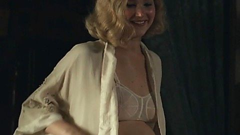 Pic: Jennifer Lawrence in Serena (2014)