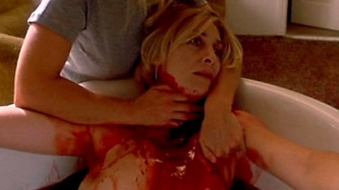 Pic: Elizabeth Hayes in Candyman: Day of the Dead (1999)