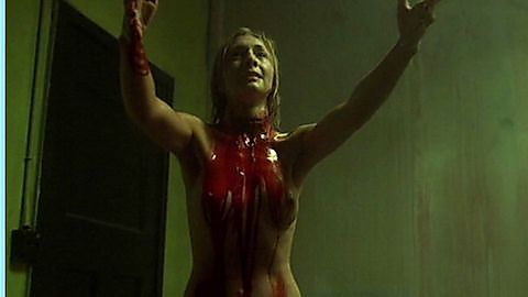 Pic: Elizabeth Hayes in Candyman: Day of the Dead (1999)