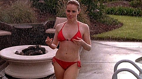 Pic: Amanda Schull in One Tree Hill (2003)