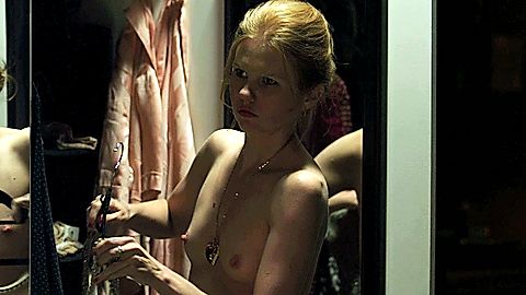 Pic: Shanyn Leigh in 4:44 Last Day on Earth (2012)