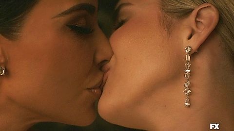 Pic: Emma Roberts in American Horror Story (2011)