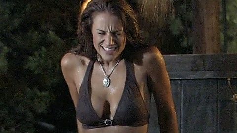 Pic: America Olivo in Circle (2010)