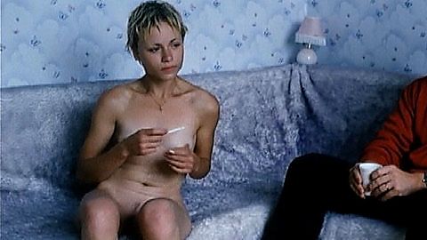Pic: Orsolya Tóth in Szép napok (2002)