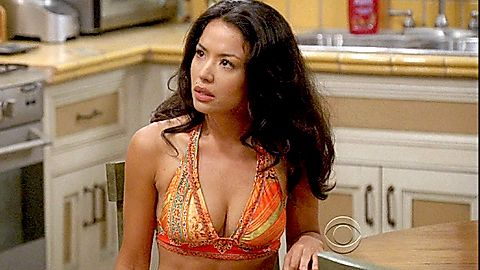 Pic: Stephanie Jacobsen in Two and a Half Men (2003)