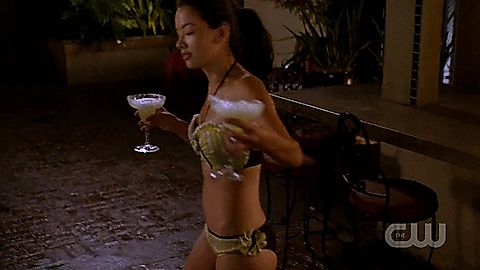 Pic: Stephanie Jacobsen in Melrose Place (2009)