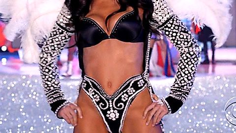Pic: Adriana Lima in The Victoria's Secret Fashion Show 2013 (2013)