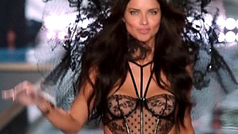 Pic: Adriana Lima in The Victoria's Secret Fashion Show 2014