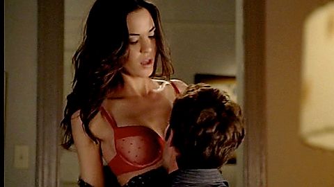 Pic: Odette Annable in Group Sex (2010)