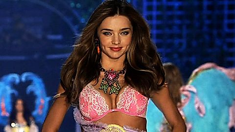 Pic: Miranda Kerr in The Victoria's Secret Fashion Show 2012 (2012)