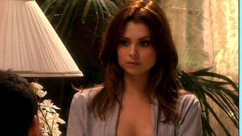 Pic: Joanna Garcia Swisher in Privileged (2008)