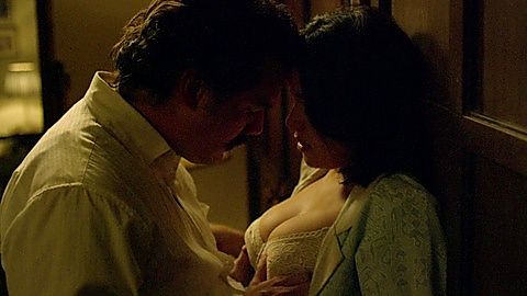 Pic: Paulina Gaitán in Narcos (2015)