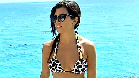 Pic: Kourtney Kardashian in Keeping Up with the Kardashians (2007)
