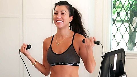 Pic: Kourtney Kardashian in Keeping Up with the Kardashians (2007)