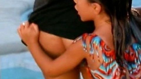 Pic: Kourtney Kardashian in Keeping Up with the Kardashians (2007)