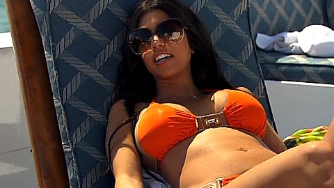 Pic: Kourtney Kardashian in Kourtney & Khloé Take Miami (2009)